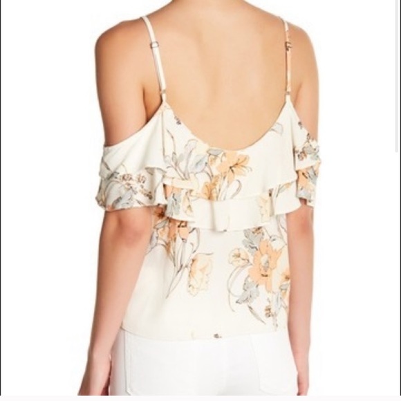 Anthropologie Willow & Clay Cold Shoulder Top - Picture 2 of 6